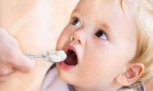 Жидкий желтый стул у новорожденного: причины и рекомендации