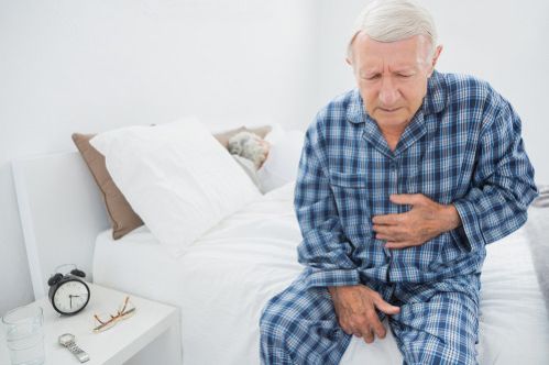 Болит живот при поносе