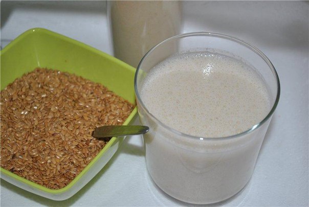 Чистка кишечника кефиром и льняной мукой