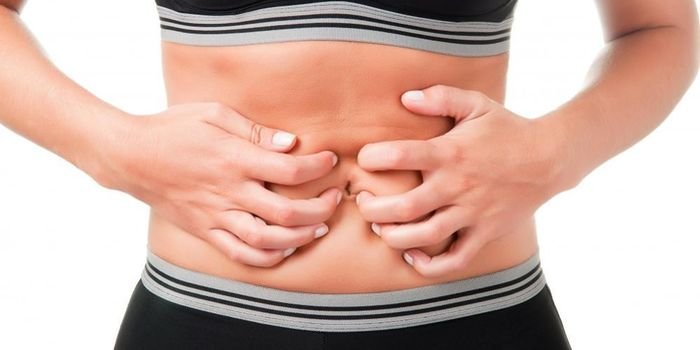 боль возле пупка