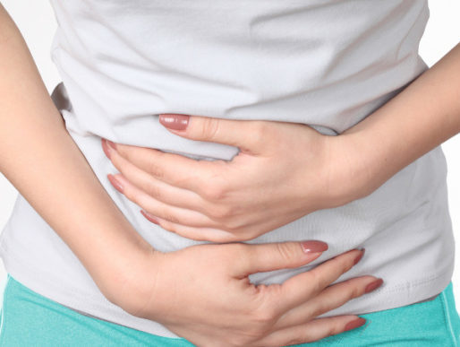 сильная боль в животе