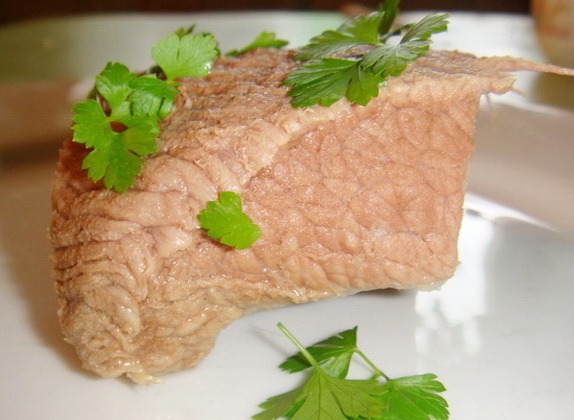нежирное отварное мясо