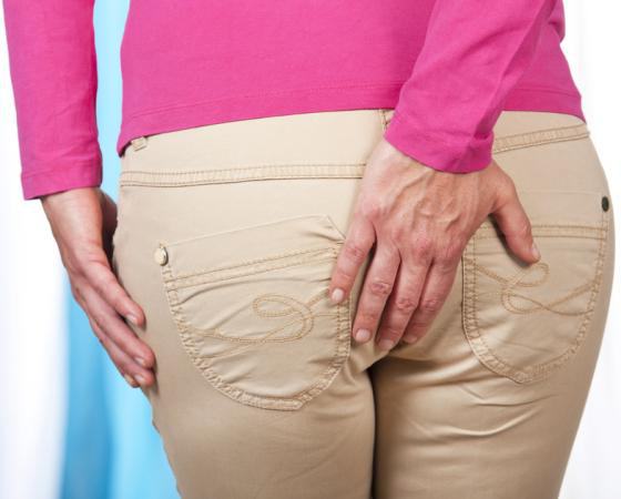 сильные боли при тромбозе геморроя