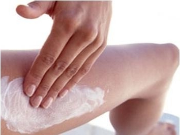 Нанесение мази