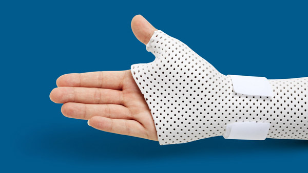 Шина из турбокаста при лигаментите Шина из турбокаста при лигаментите