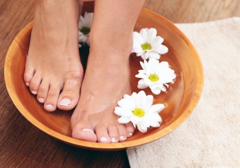 Ванночки с ромашкой для ног Ванночки с ромашкой для ног