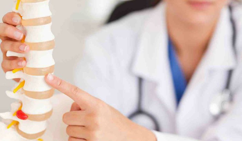 Обращение у врачу–вертебрологу Обращение у врачу–вертебрологу