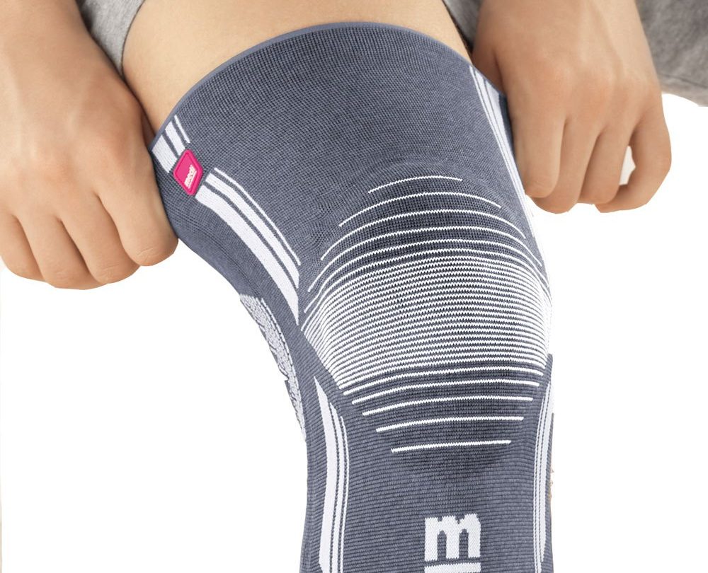 Эластичный наколенник