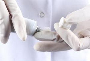 Использование обезболивающей мази Использование обезболивающей мази