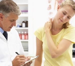 Обращение к врачу при боли в шее Обращение к врачу при боли в шее