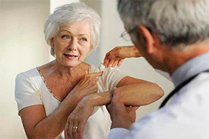 Обращение к врачу при плечевом периартрите Обращение к врачу при плечевом периартрите