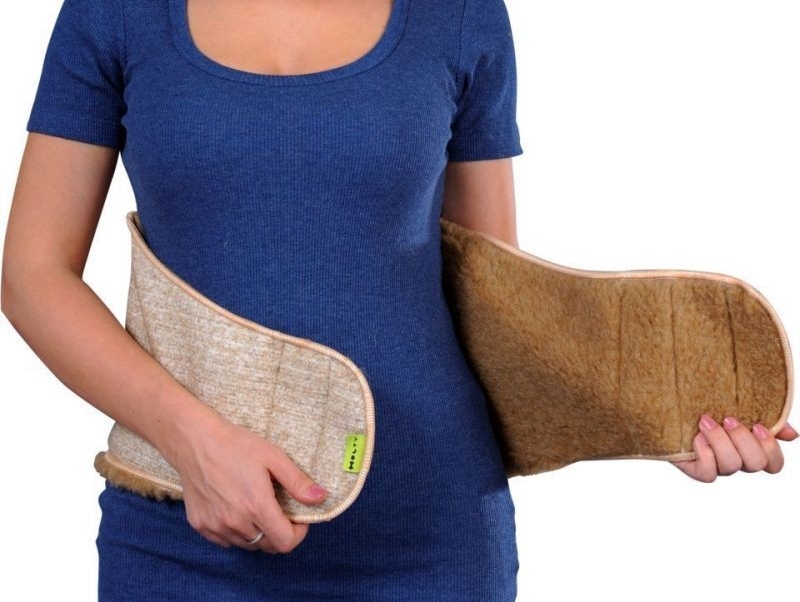 Пояс из овечьей шерсти при радикулите поясничного отдела Пояс из овечьей шерсти при радикулите поясничного отдела