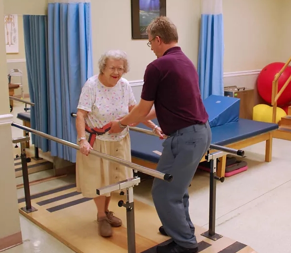 Реабилитация после перелома шейки бедра