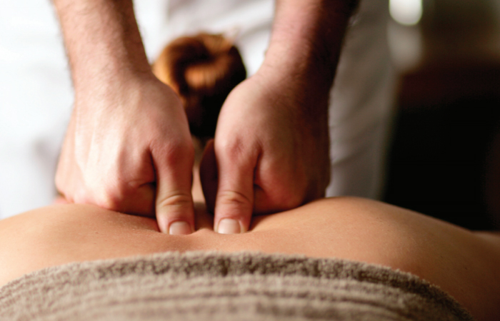 Шиацу надавливание большими пальцами Шиацу надавливание большими пальцами