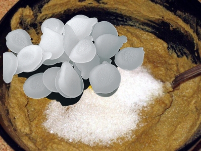 Соль с горчицей и парафином