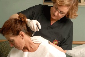 Уколы в пораженную область Уколы в пораженную область