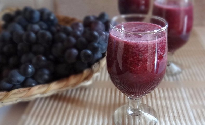 Натуральный виноградный сок Натуральный виноградный сок